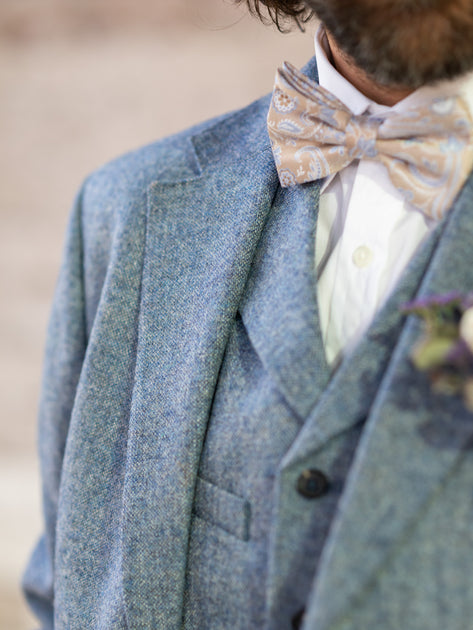 Tweed suit with sale bow tie