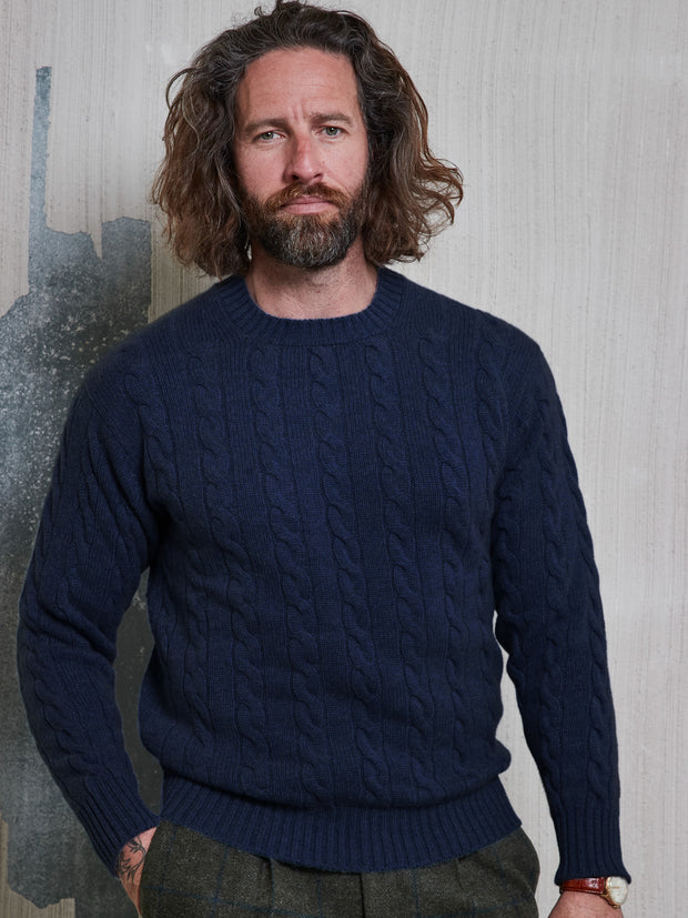 Cashmere cable sweater (6-ply) with C-Neck