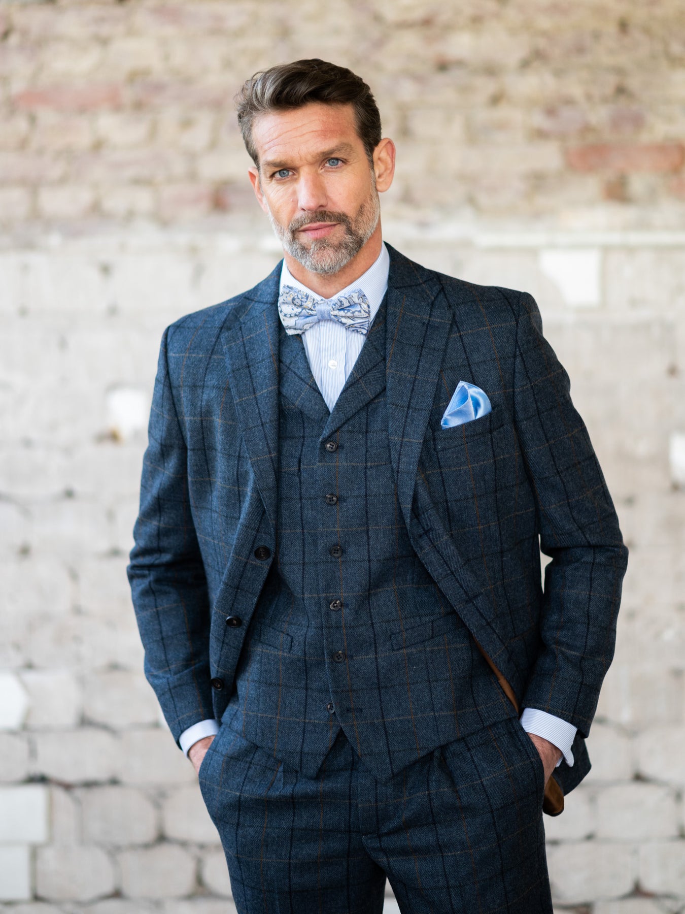 Tweed suit 3-button Classic from Moon Tweed – John Crocket