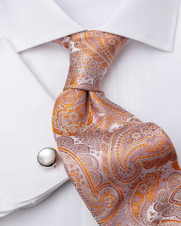 Tie with paisley in rosé/orange