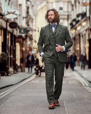 Classic tweed suit in 3-button lovat tweed