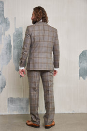 Classic tweed suit in 3-button lovat tweed