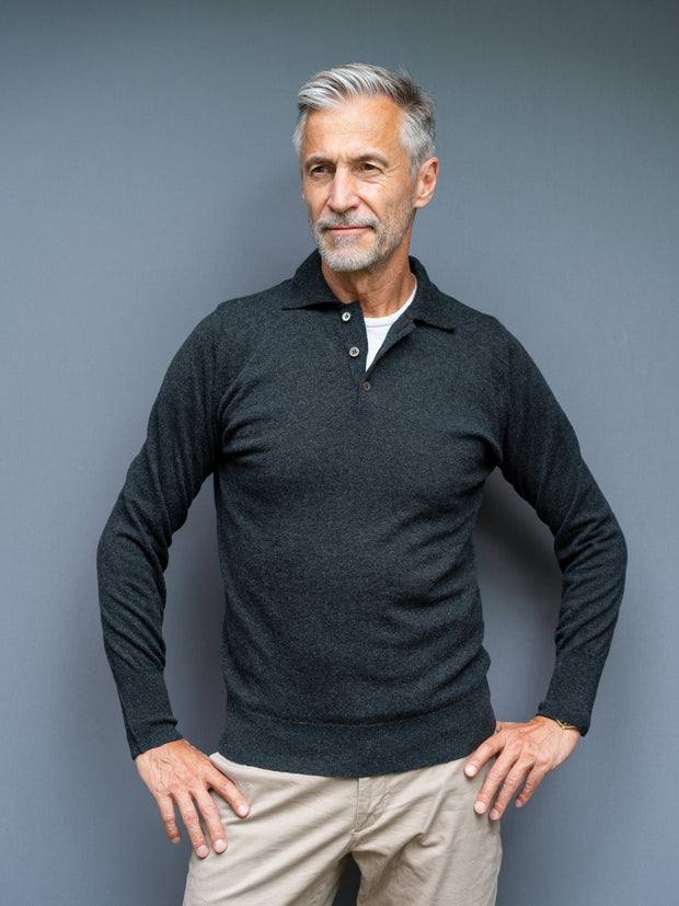 Cashmere sweater with polo collar